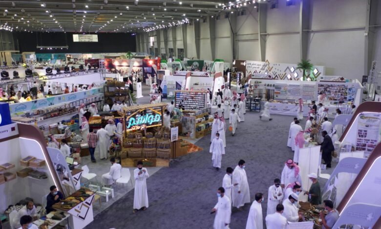انطلاق فاعليات معرض الصقور الدولي بالرياض