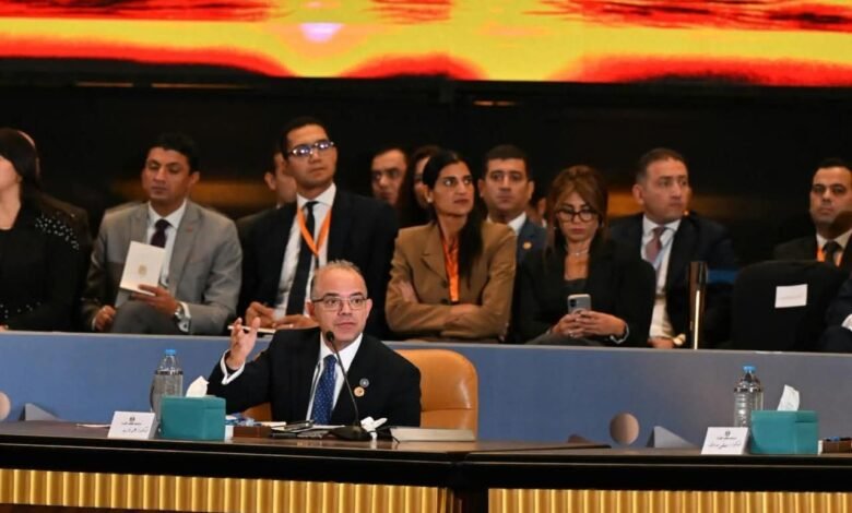 وزير الاستثمار والتجارة الخارجية في جلسة نقاشية ضمن فعاليات منتدى مصر 2026